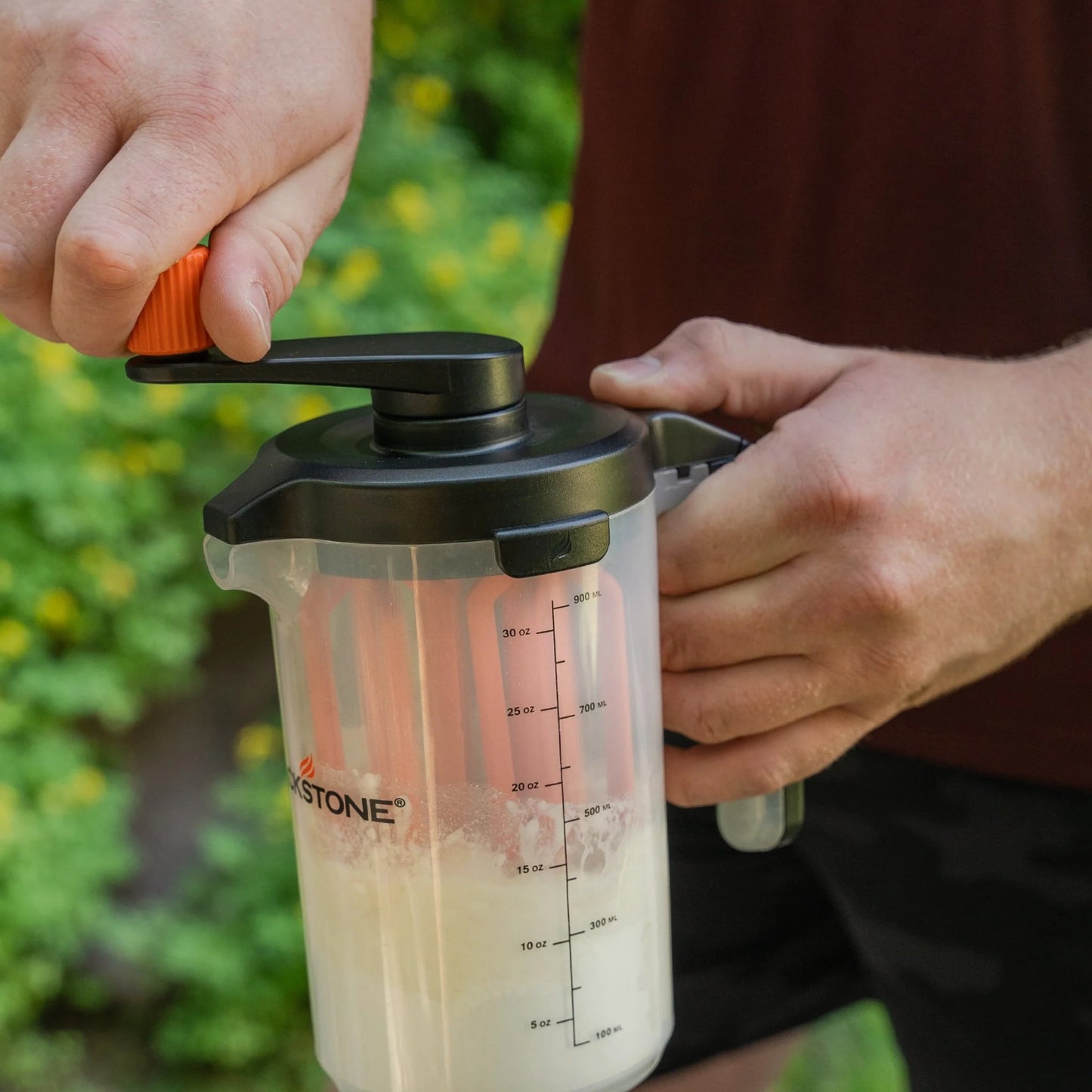Stir & Pour Mixer