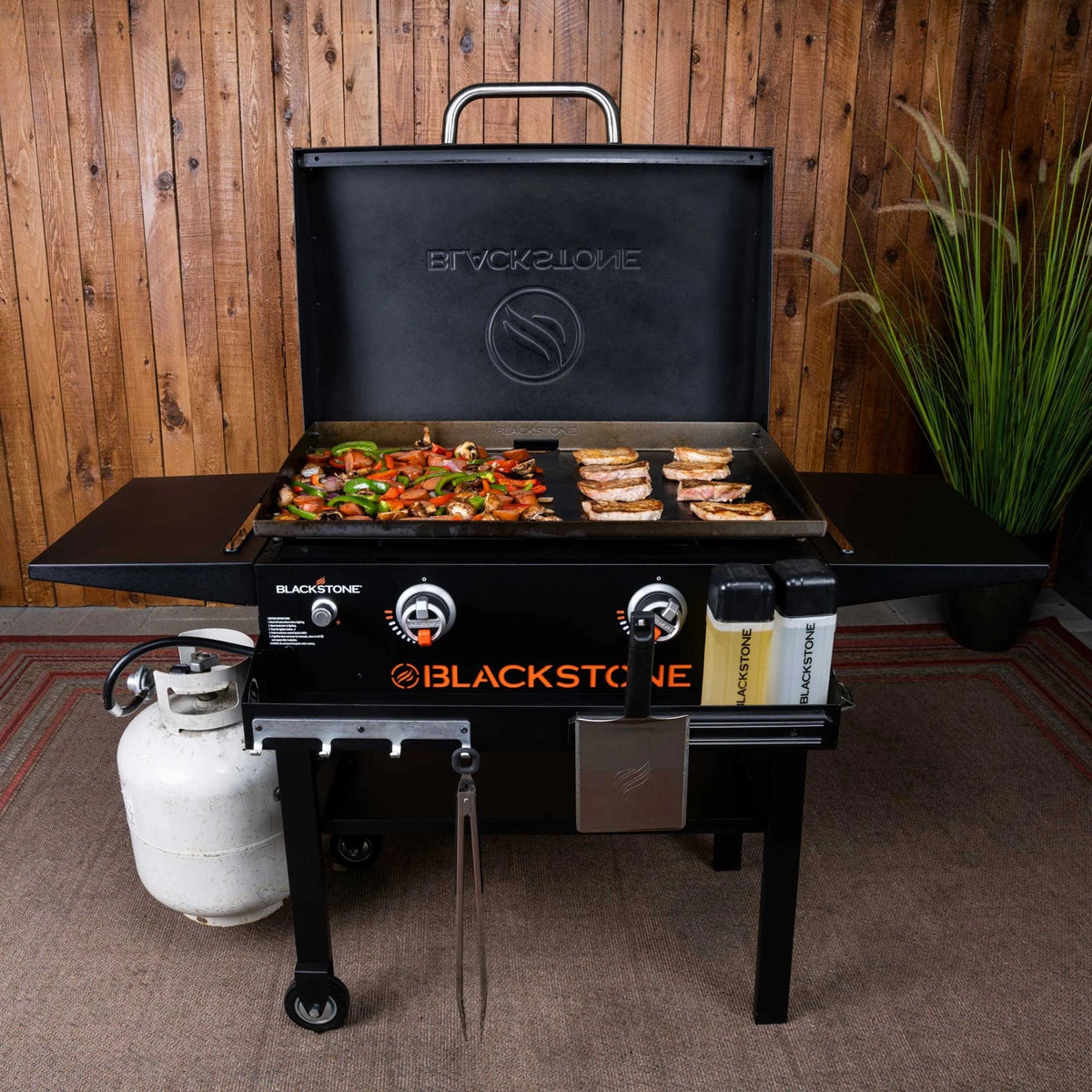 28" Griddle with Hood and Front Shelf